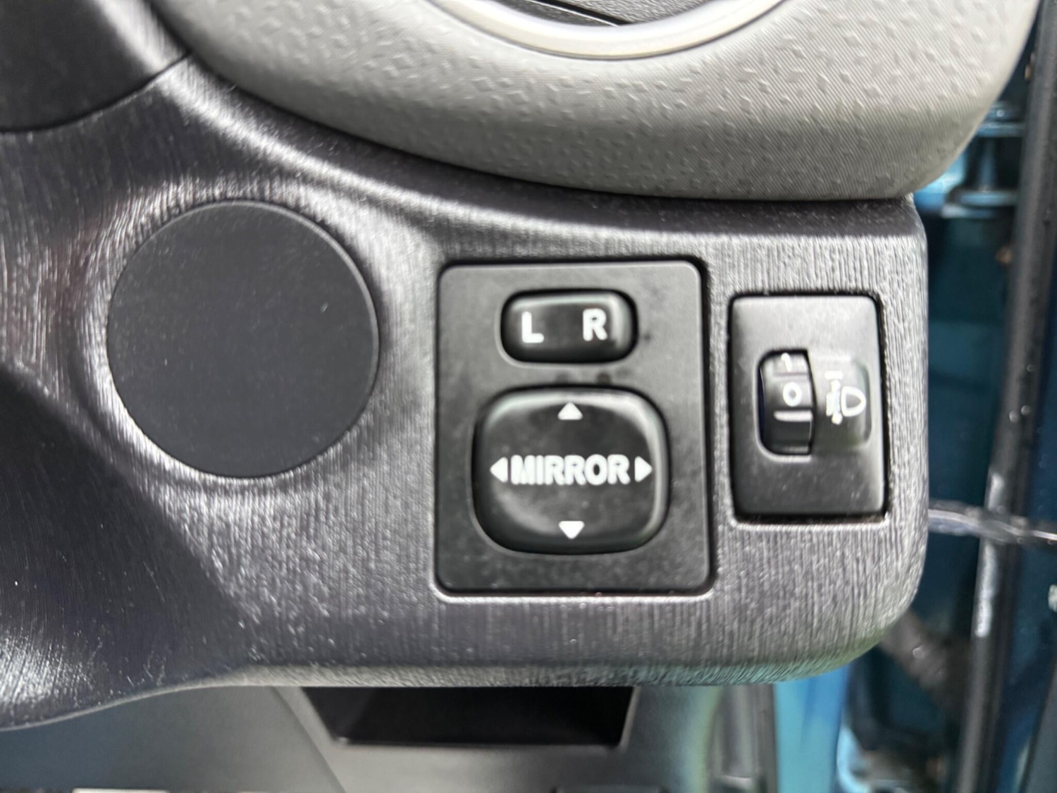 Used Toyota Yaris 2012 for sale - 77386579: Photo 42