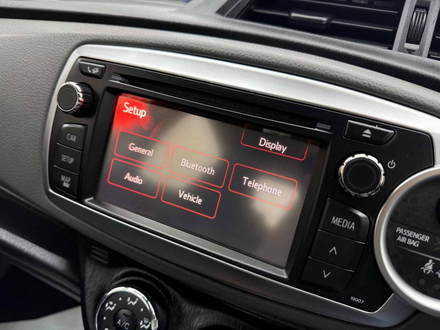 Used Toyota Yaris 2012 for sale - 77386579: Photo 46