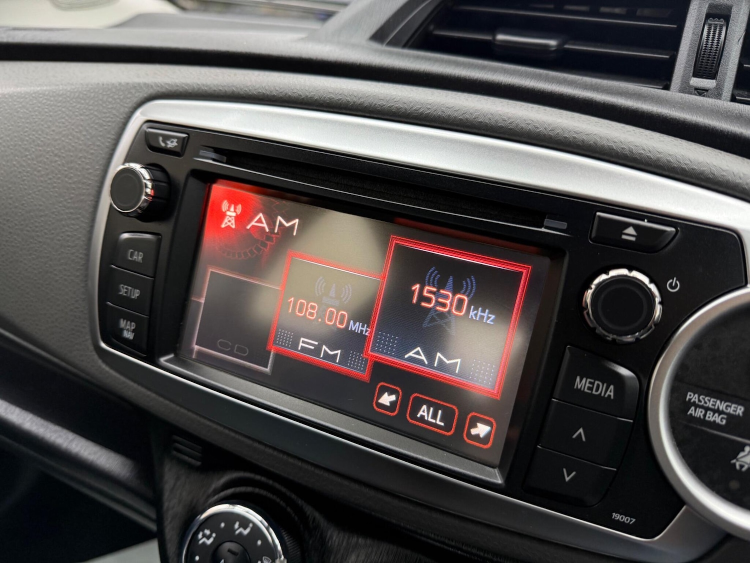 Used Toyota Yaris 2012 for sale - 77386579: Photo 47