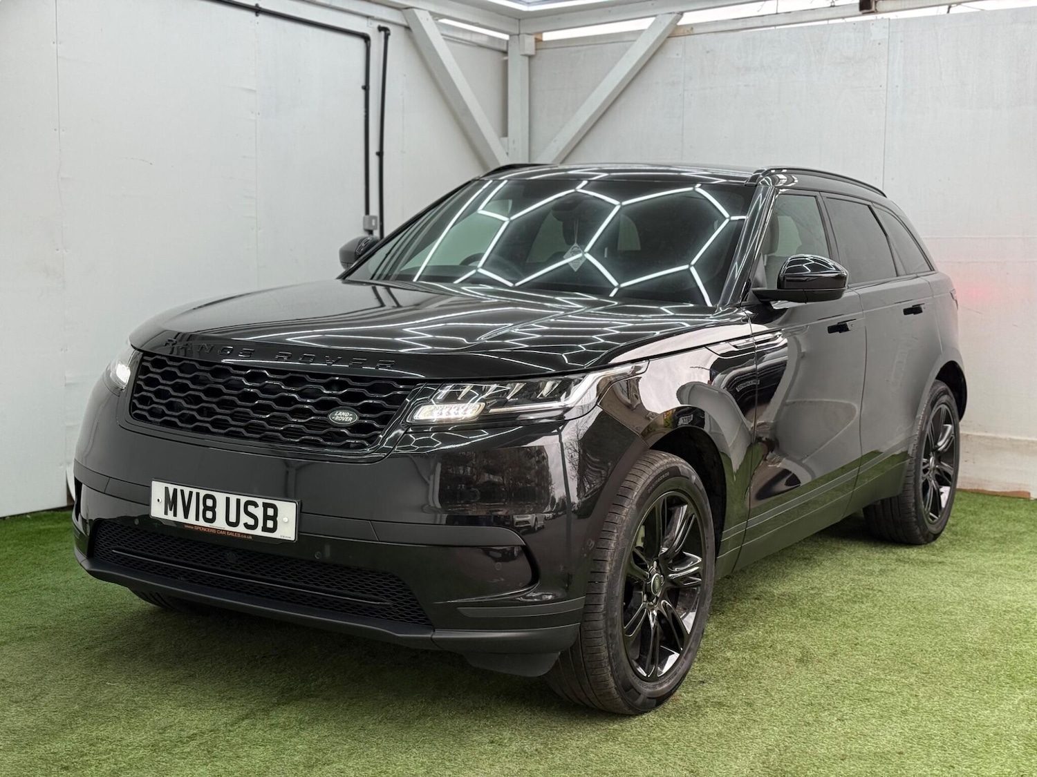 Used Land Rover Range Rover Velar 2018 for sale - 78047794: Photo 11