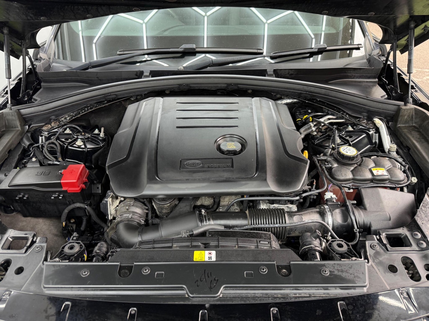 Used Land Rover Range Rover Velar 2018 for sale - 78047794: Photo 13