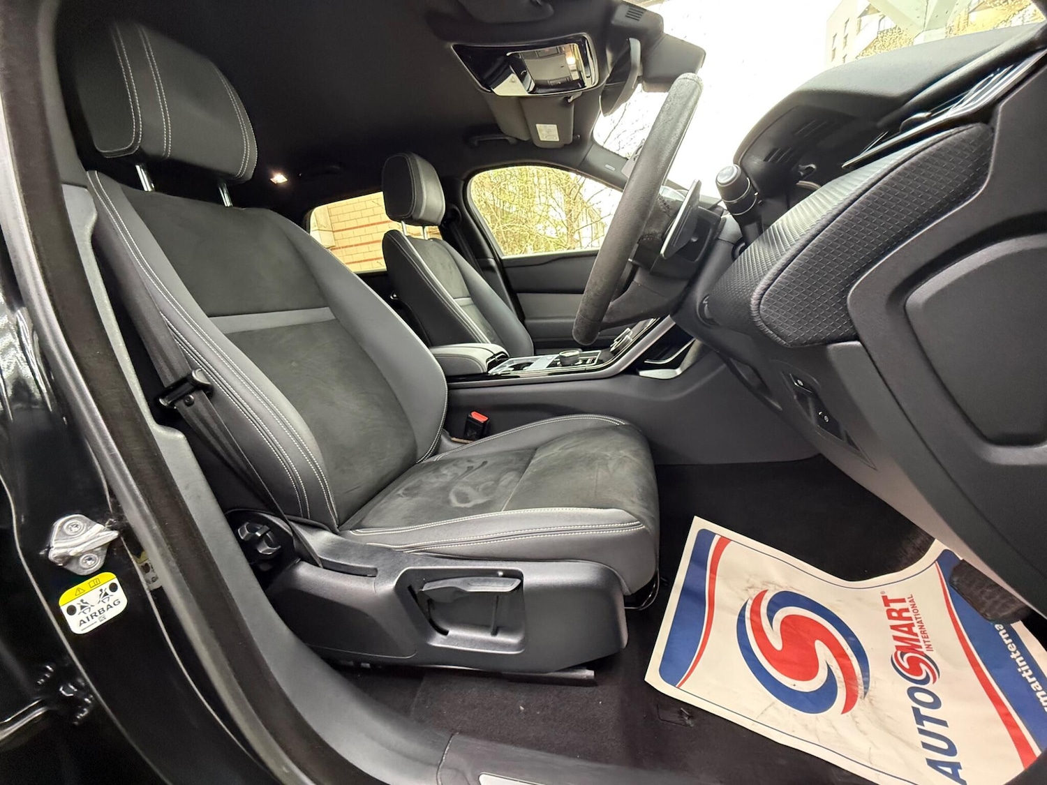 Used Land Rover Range Rover Velar 2018 for sale - 78047794: Photo 16