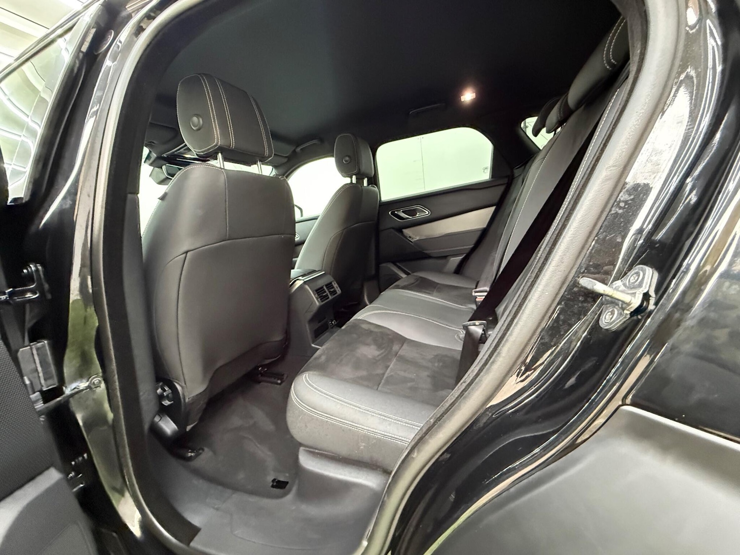 Used Land Rover Range Rover Velar 2018 for sale - 78047794: Photo 23