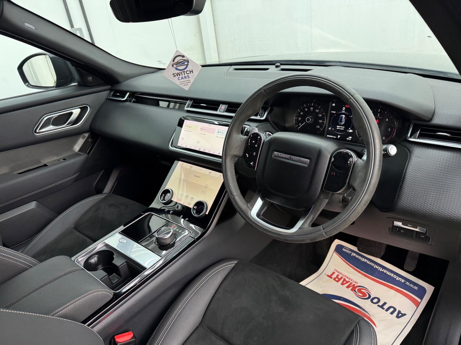 Used Land Rover Range Rover Velar 2018 for sale - 78047794: Photo 3