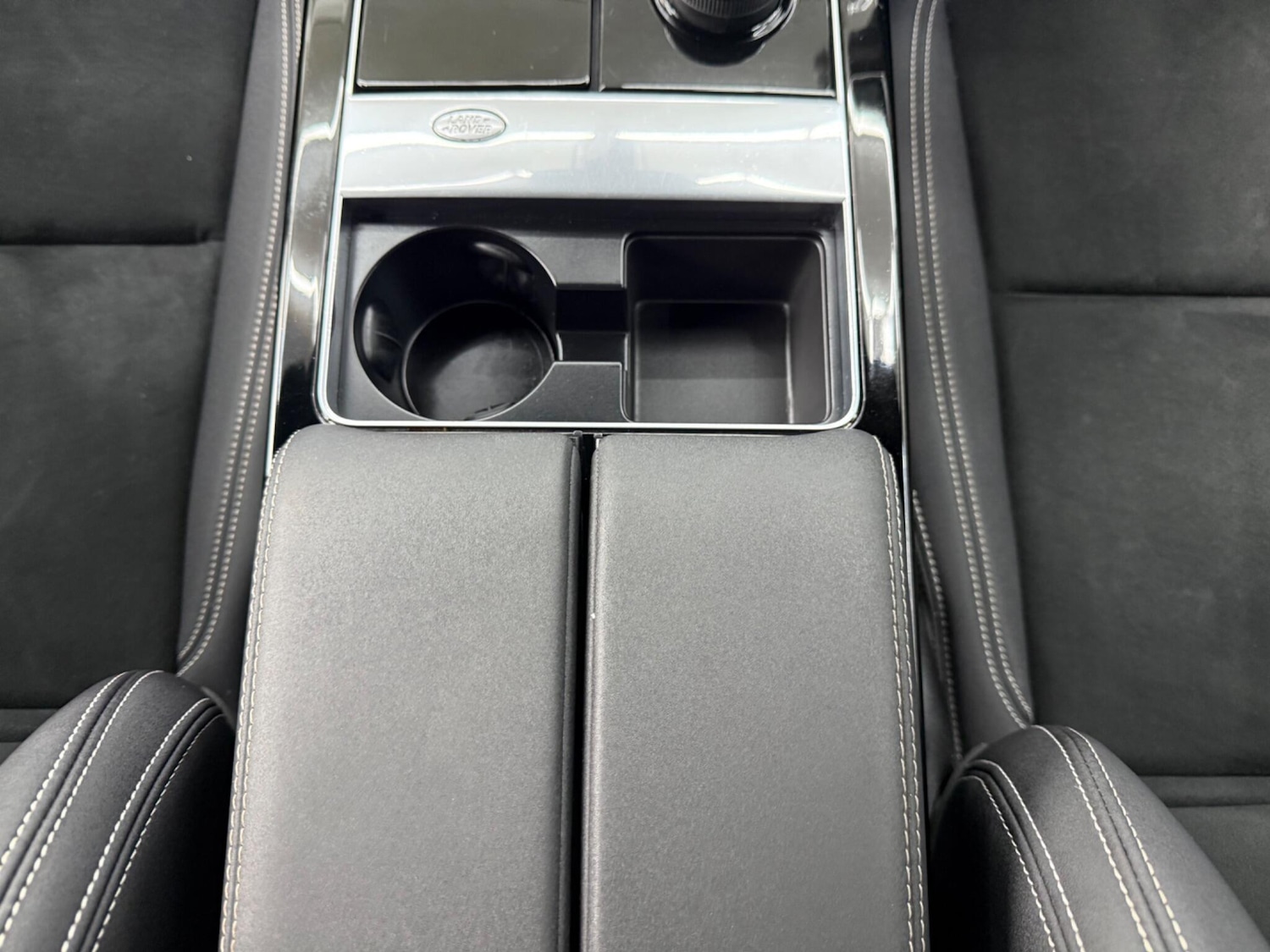 Used Land Rover Range Rover Velar 2018 for sale - 78047794: Photo 31