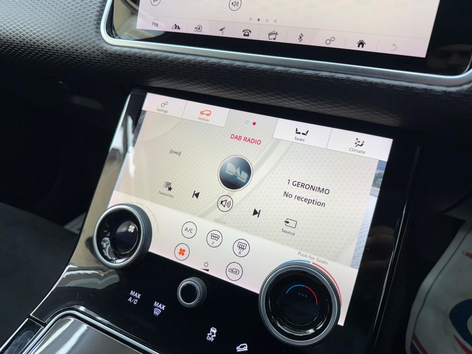 Used Land Rover Range Rover Velar 2018 for sale - 78047794: Photo 60