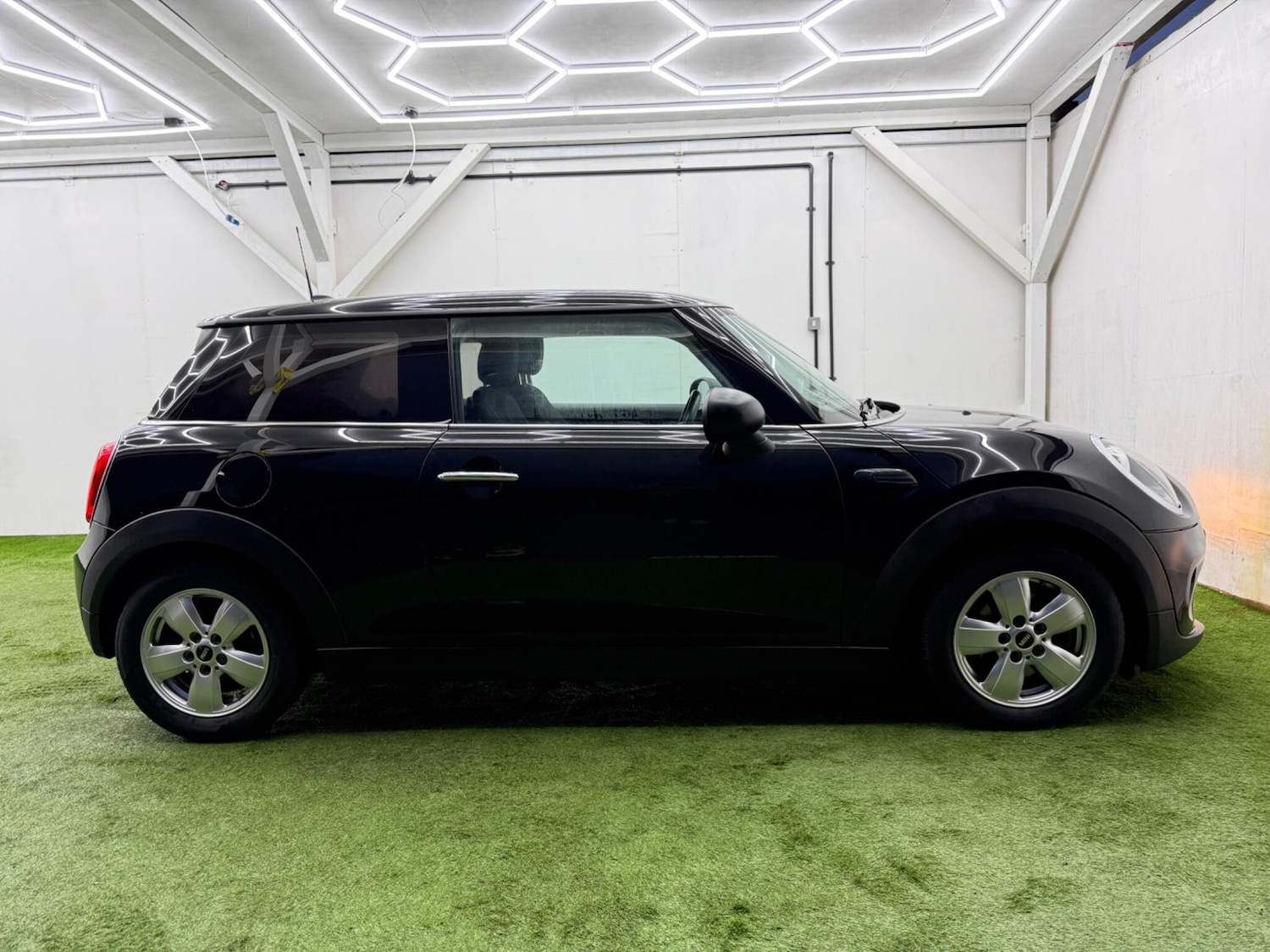 Used MINI Hatch 2014 for sale - 77559178: Photo 2