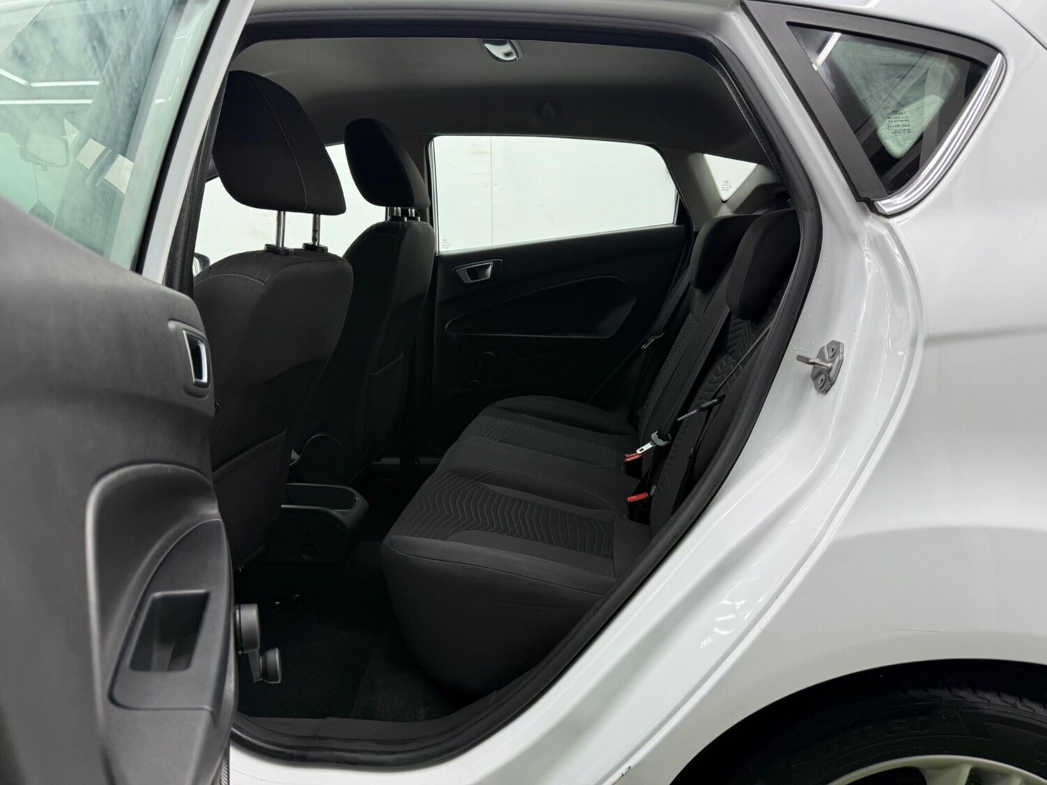 Used Ford Fiesta 2015 for sale - 77908635: Photo 22