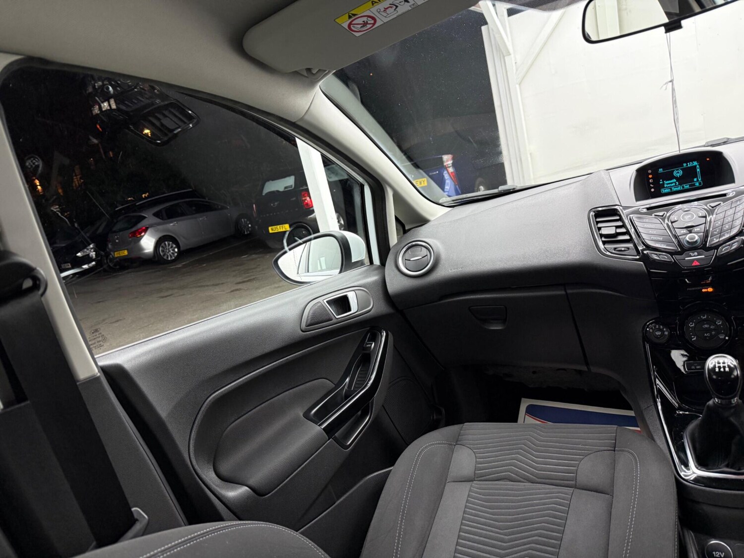 Used Ford Fiesta 2015 for sale - 77908635: Photo 37