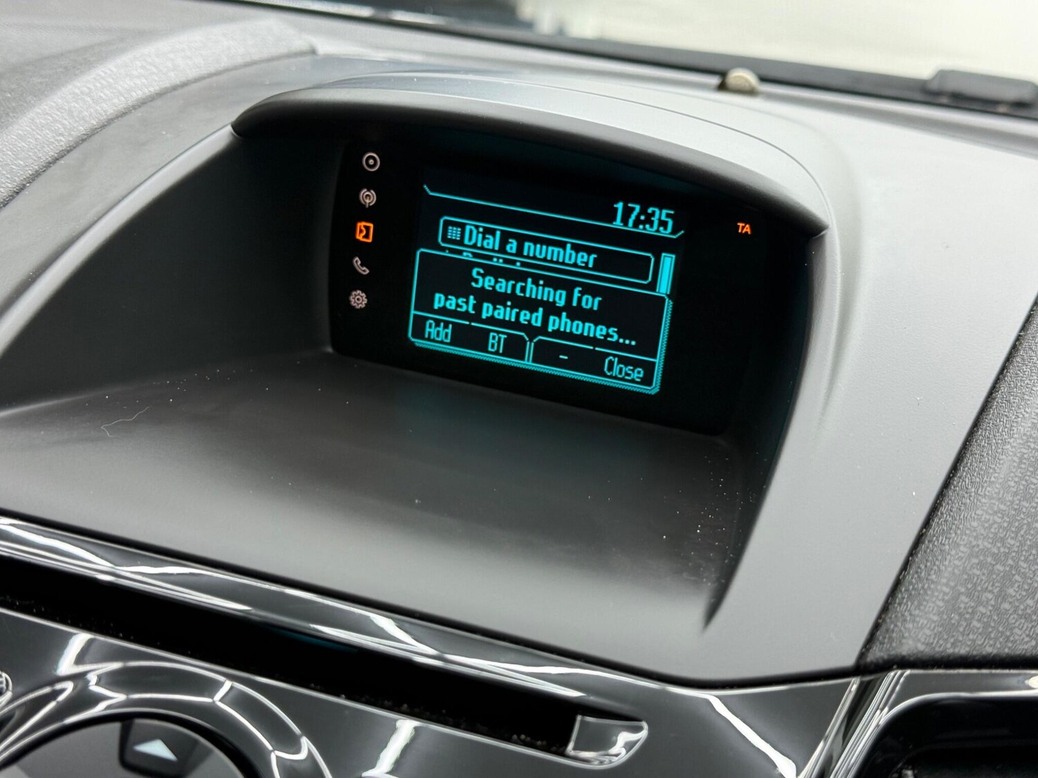 Used Ford Fiesta 2015 for sale - 77908635: Photo 46