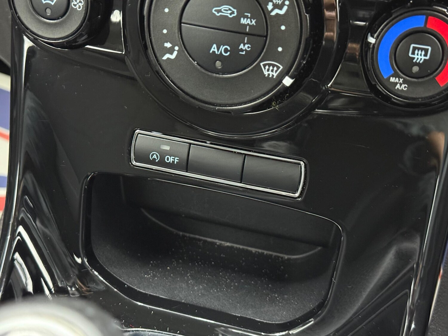 Used Ford Fiesta 2015 for sale - 77908635: Photo 51