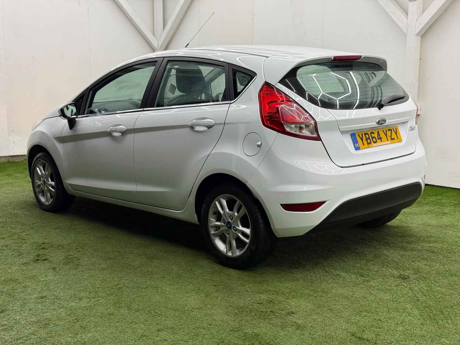 Used Ford Fiesta 2015 for sale - 77908635: Photo 9
