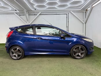 Used Ford Fiesta 2015 for sale - 79847695: Photo