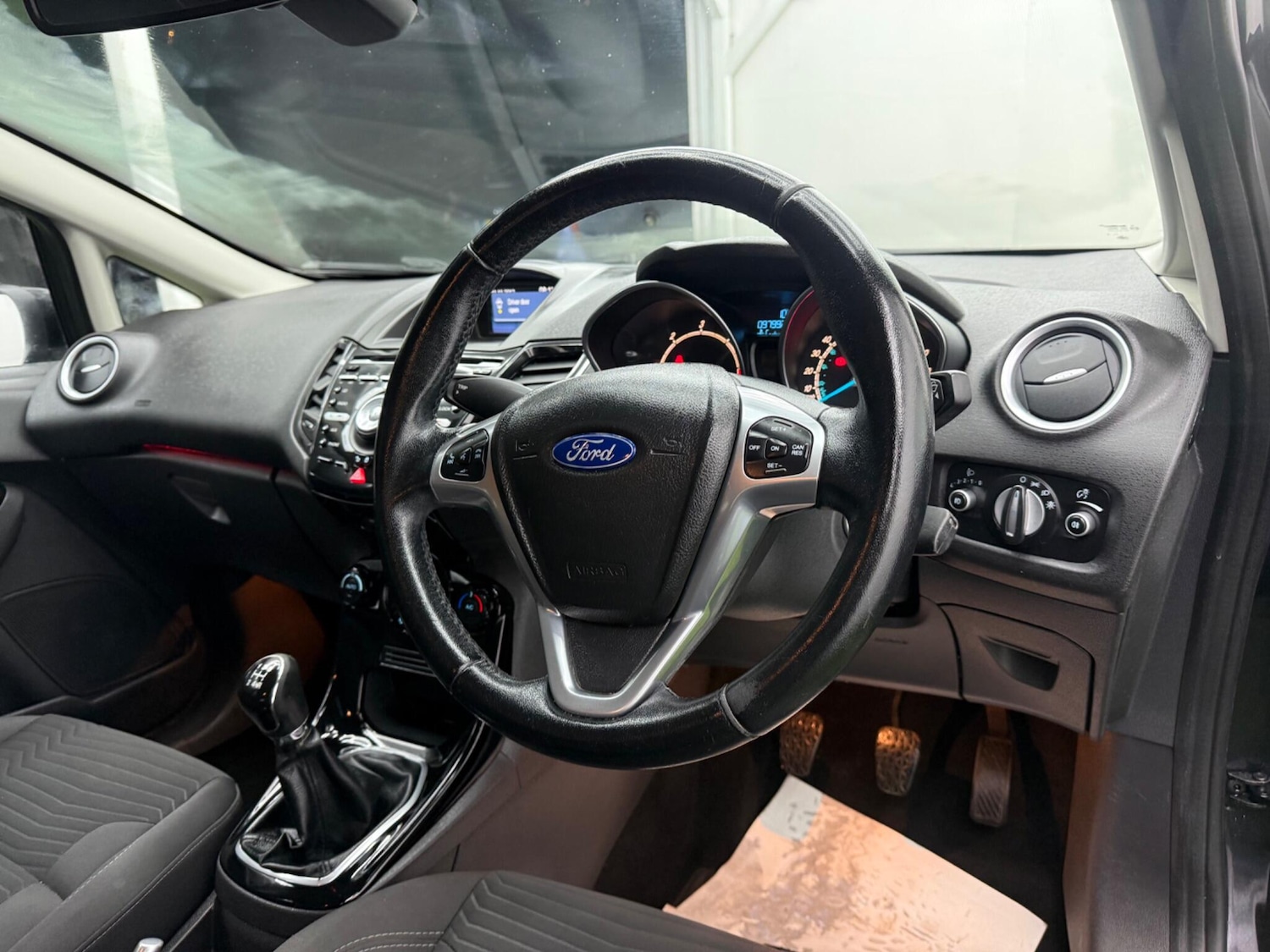 Used Ford Fiesta 2013 for sale - 77386923: Photo 15