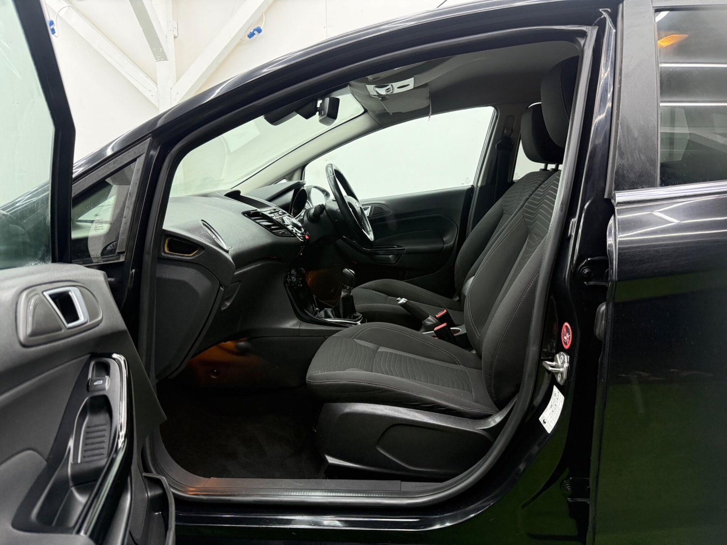 Used Ford Fiesta 2013 for sale - 77386923: Photo 26