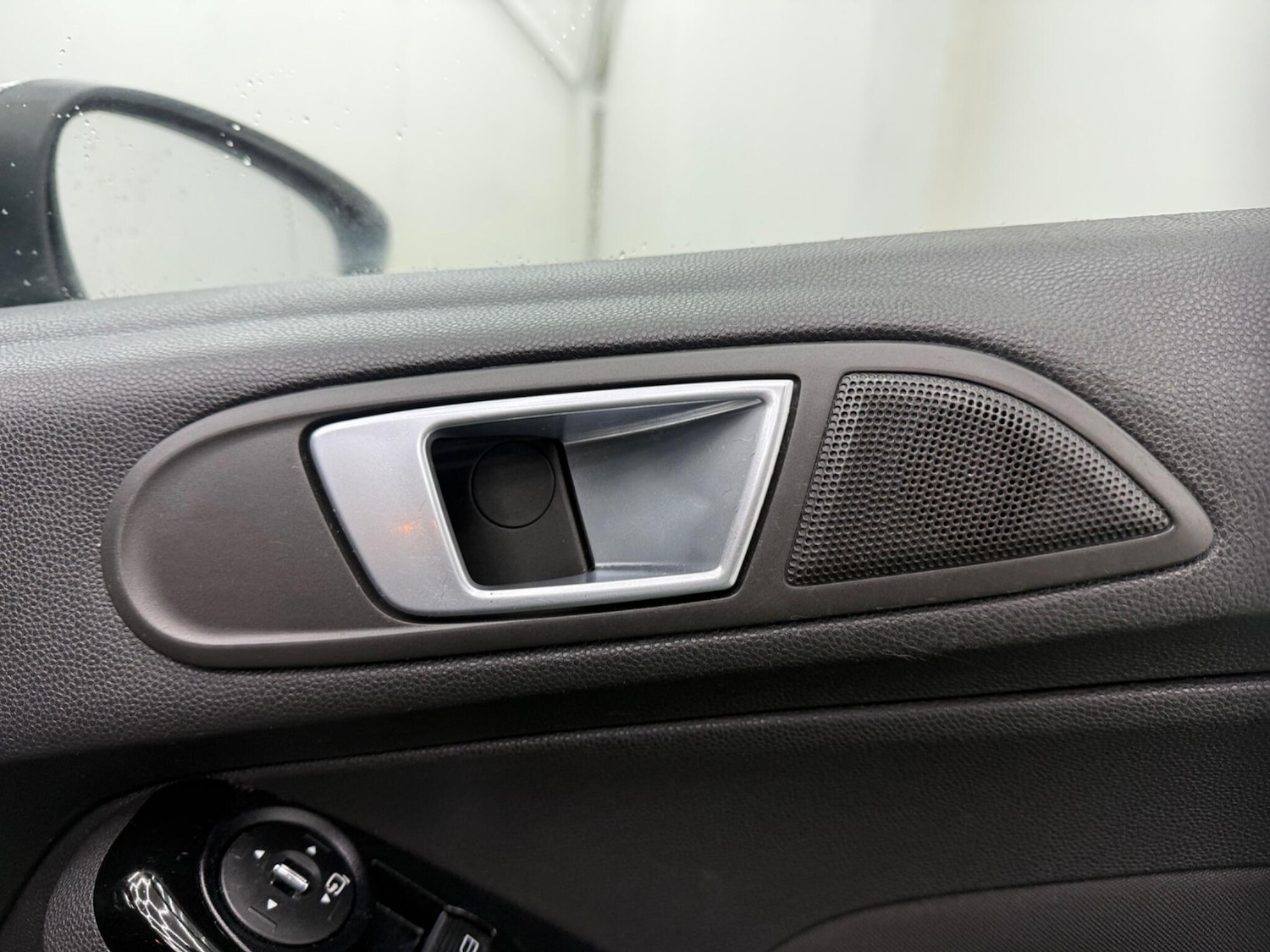 Used Ford Fiesta 2013 for sale - 77386923: Photo 42