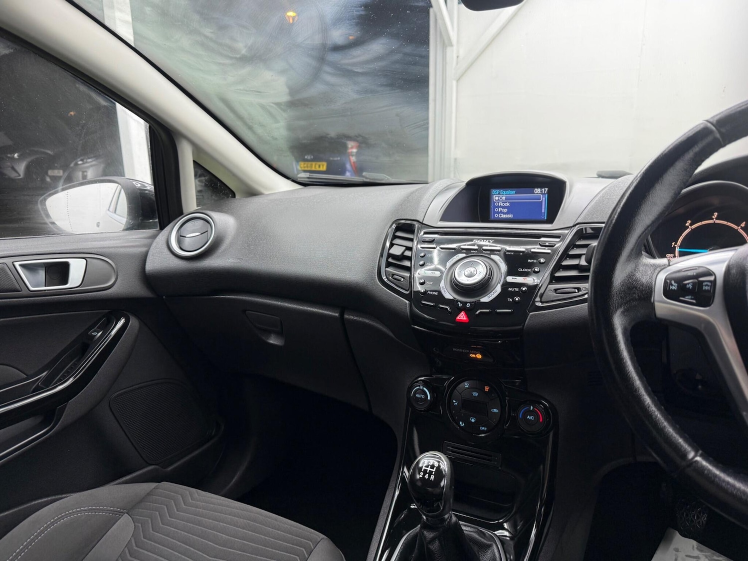 Used Ford Fiesta 2013 for sale - 77386923: Photo 57