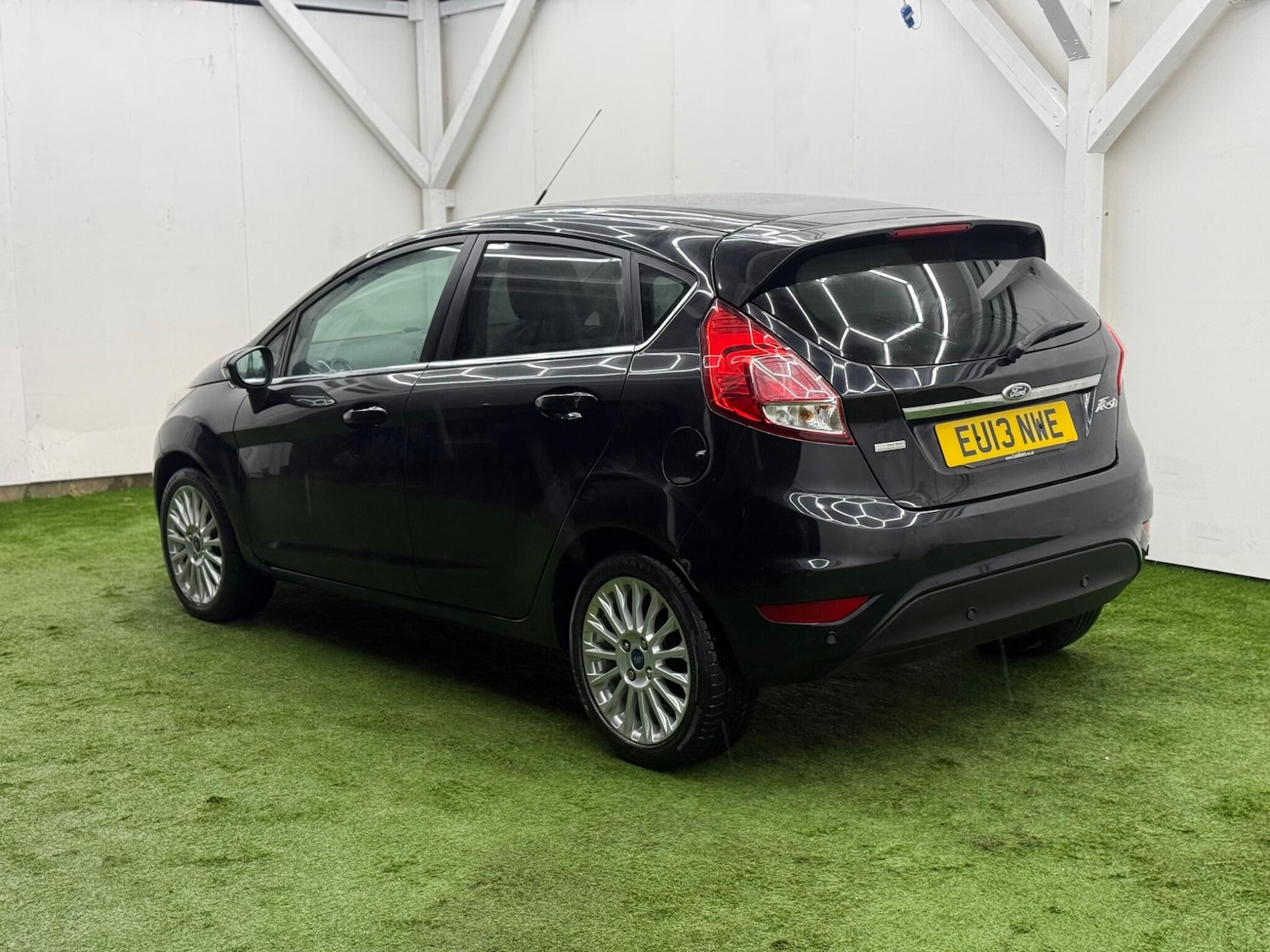 Used Ford Fiesta 2013 for sale - 77386923: Photo 9