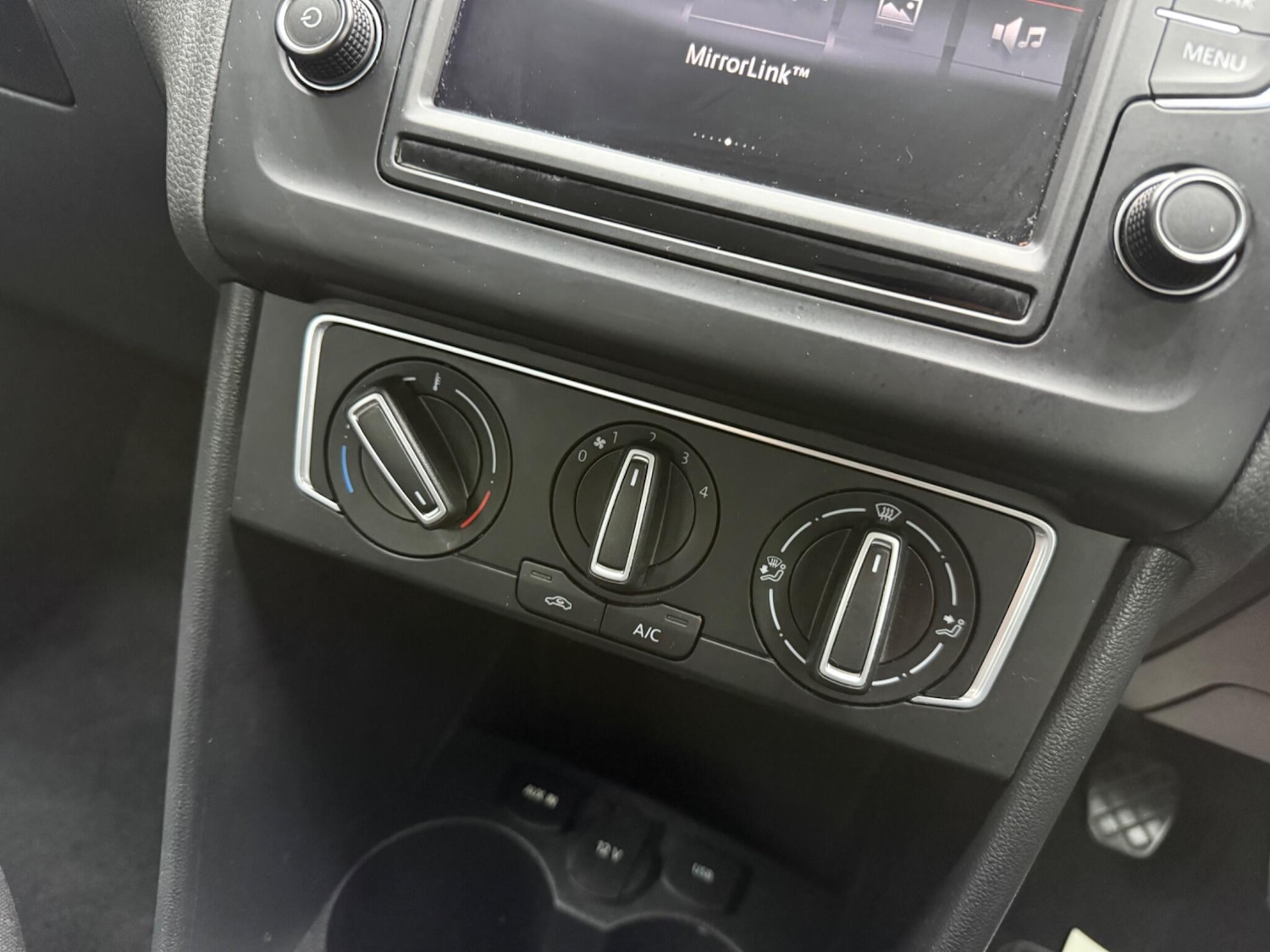 Used Volkswagen Polo 2015 for sale - 77564658: Photo 49