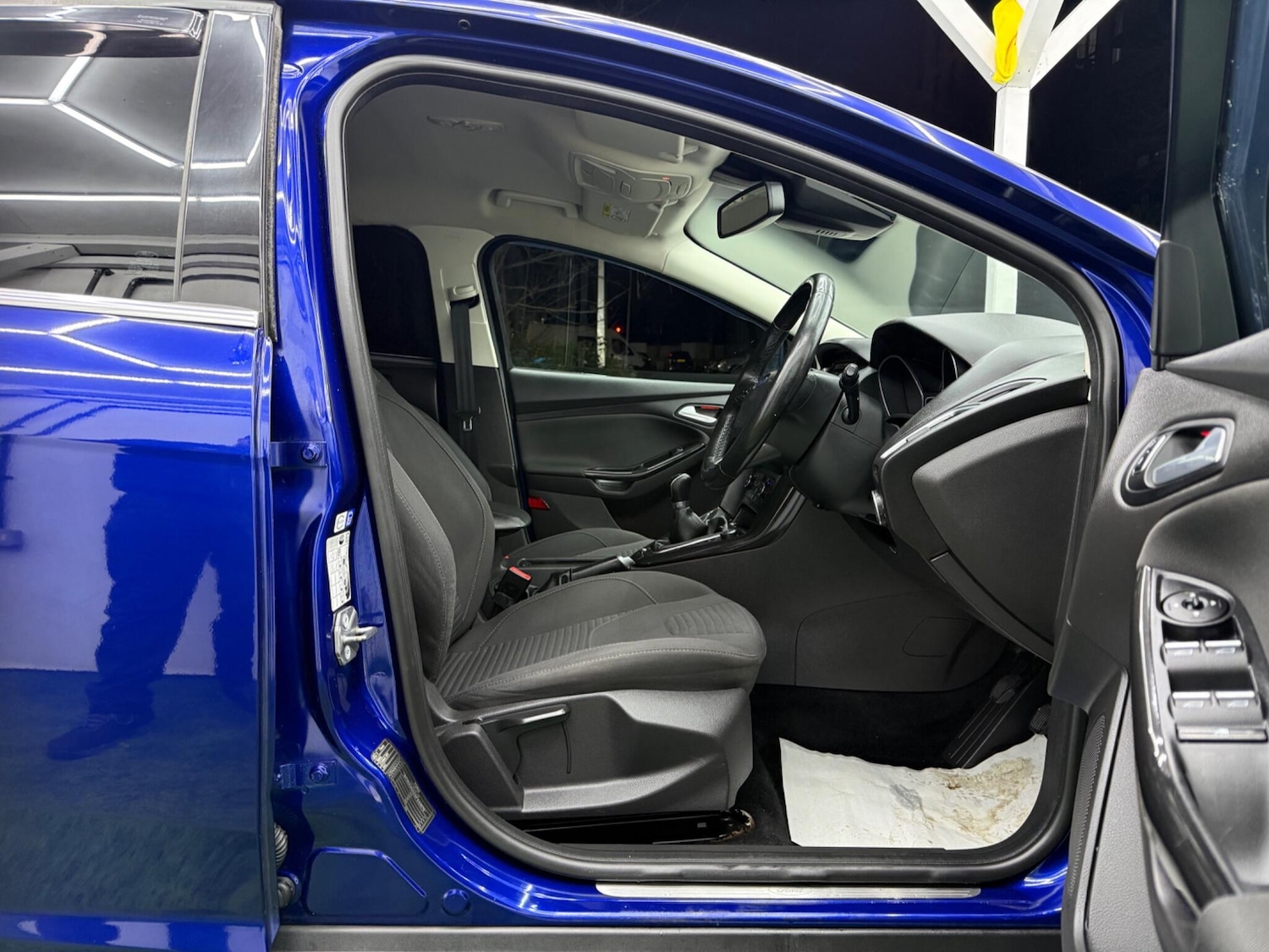 Used Ford Focus 2015 for sale - 77386672: Photo 13