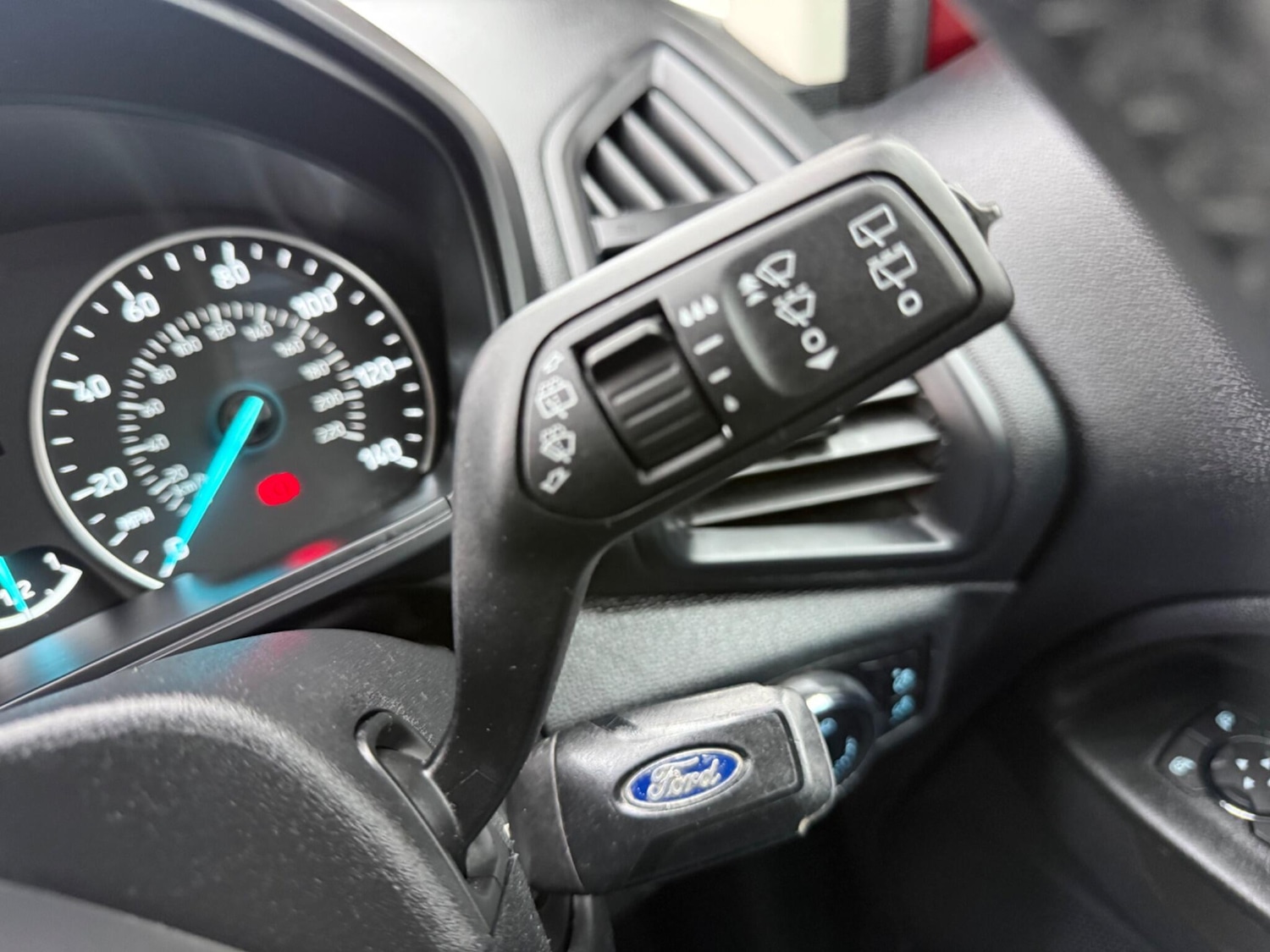 Used Ford Ecosport 2018 for sale - 77387105: Photo 38