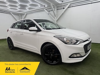 Used Hyundai i20 2015 for sale - 79224845: Photo