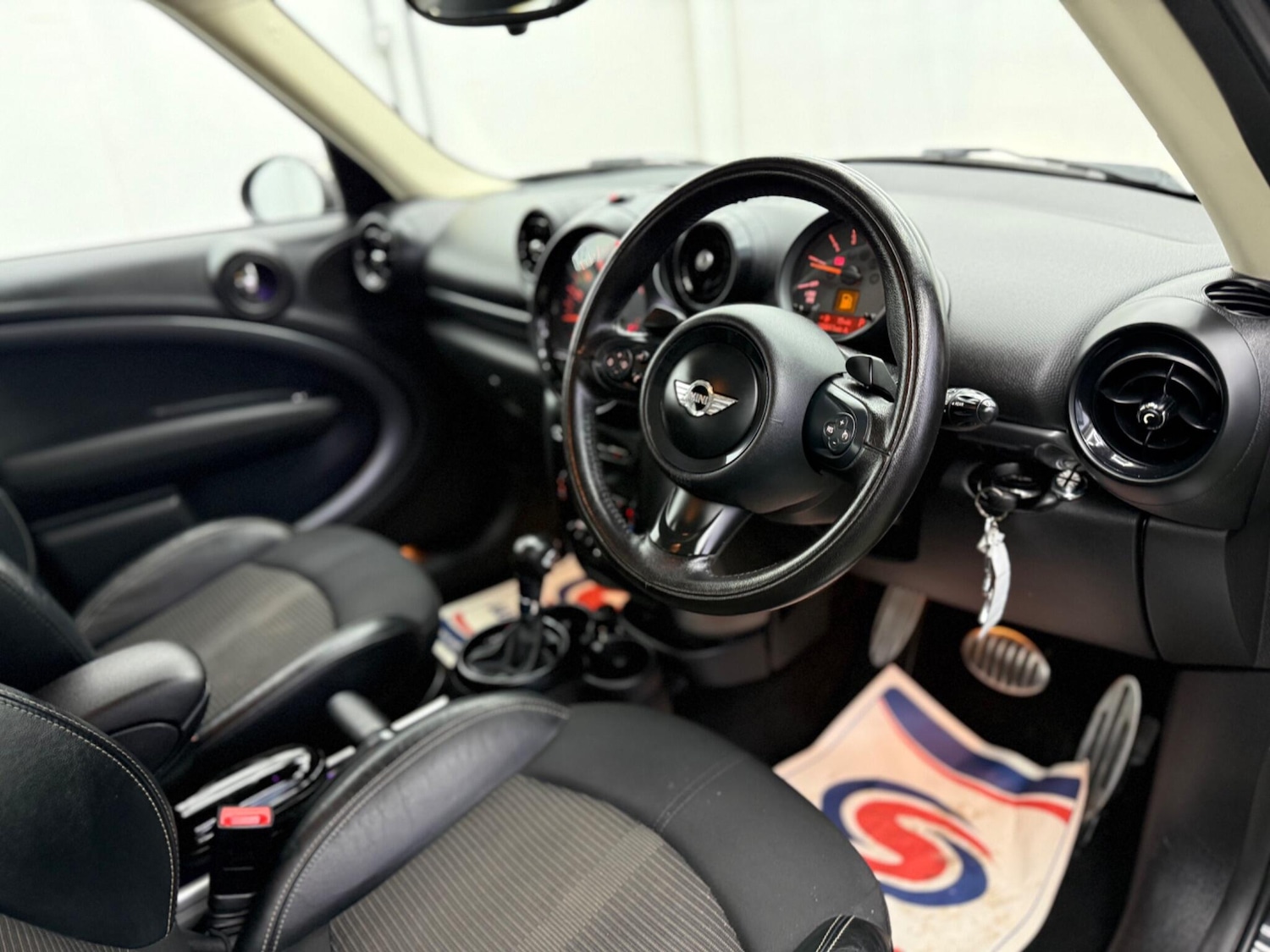 Used MINI Countryman 2015 for sale - 77424806: Photo 3