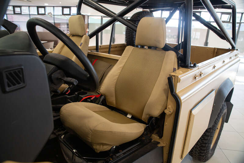 Used Land Rover Defender 110 2015 for sale - 76175960: Photo 22