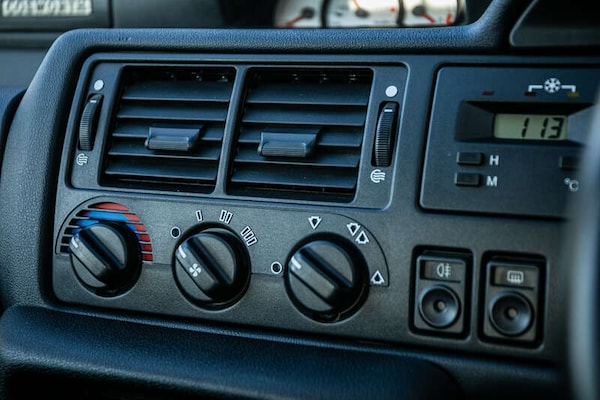 Used Ford Escort 1995 for sale - 76153907: Photo 18