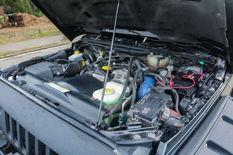 Used Jeep Wrangler for sale - 77940944: Photo 3