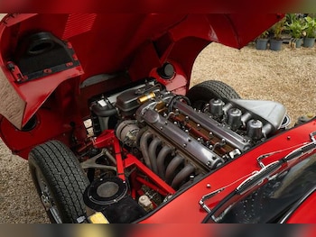 Used Jaguar E-Type 1965 for sale - 75460196: Photo