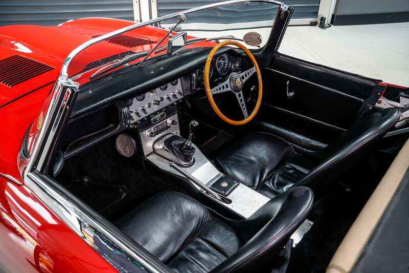 Used Jaguar E-Type 1979 for sale - 76350322: Photo 24