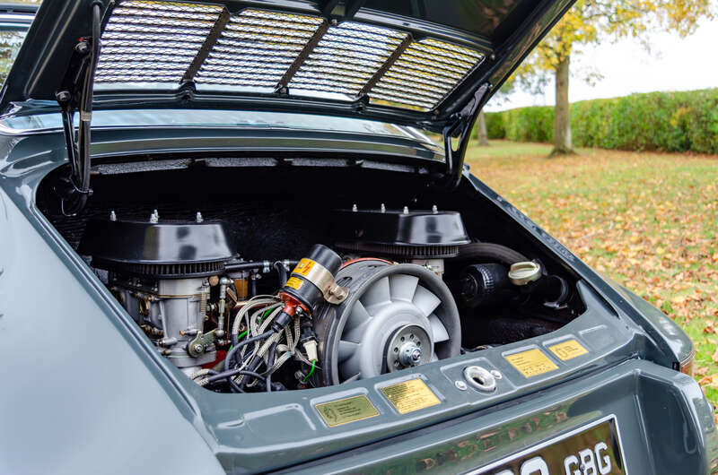 Used Porsche 911 for sale - 76350342: Photo 10