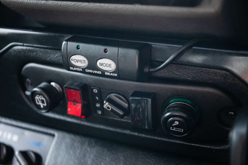 Used Land Rover Defender 90 1998 for sale - 78102180: Photo 19