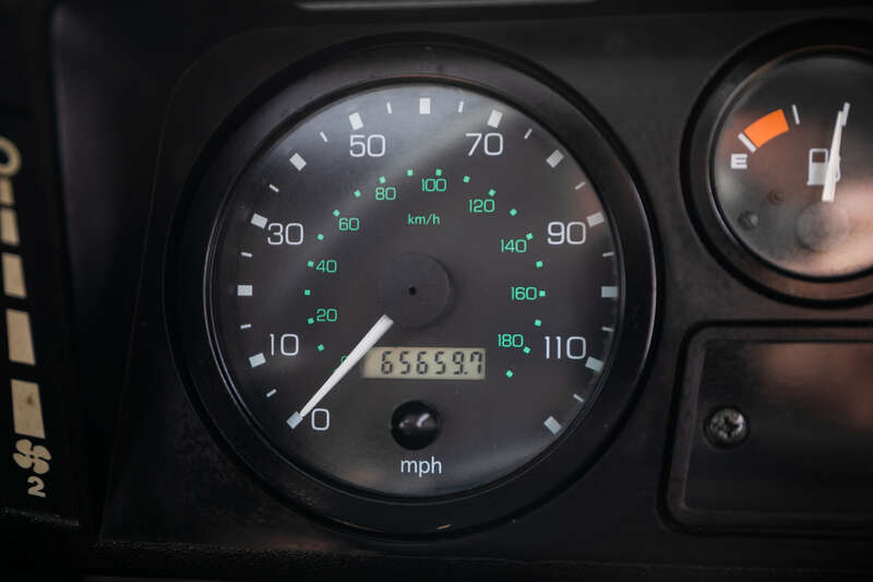 Used Land Rover Defender 90 1998 for sale - 78102180: Photo 20