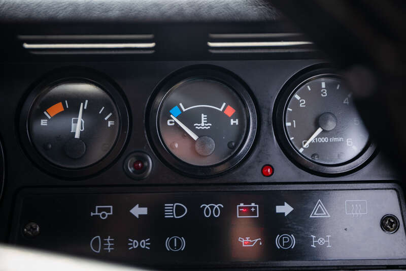 Used Land Rover Defender 90 1998 for sale - 78102180: Photo 21