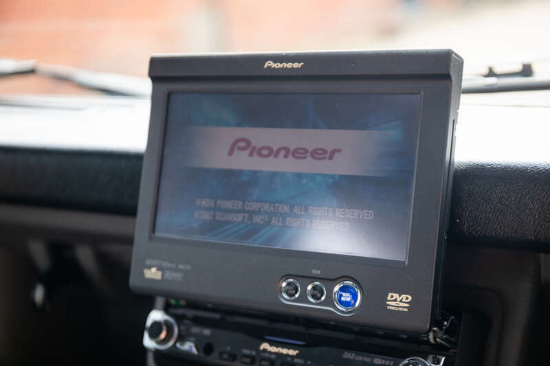 Used Land Rover Defender 90 1998 for sale - 78102180: Photo 23