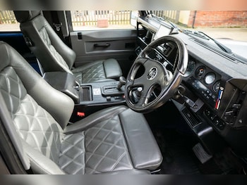 Used Land Rover Defender 90 1998 for sale - 78102180: Photo