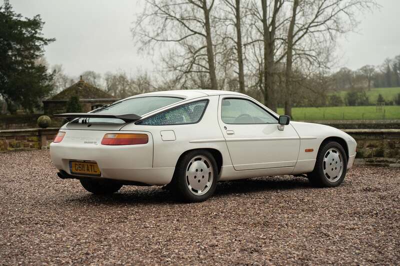 Used Porsche 928 2018 for sale - 77426230: Photo 15