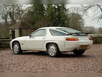 Used Porsche 928 1990 for sale - 77426230: Photo