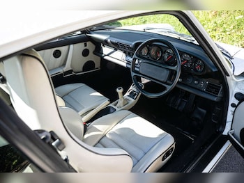 Used Porsche 911 for sale - 76153939: Photo 2