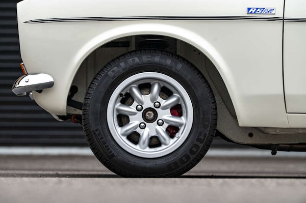 Used Ford Escort 2005 for sale - 76338244: Photo 20