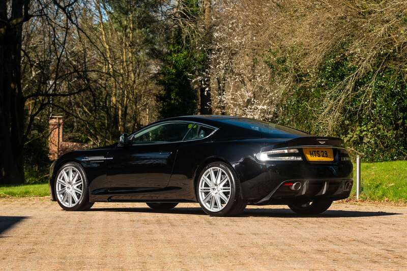 Used Aston Martin DBS 2010 for sale - 76473944: Photo 12