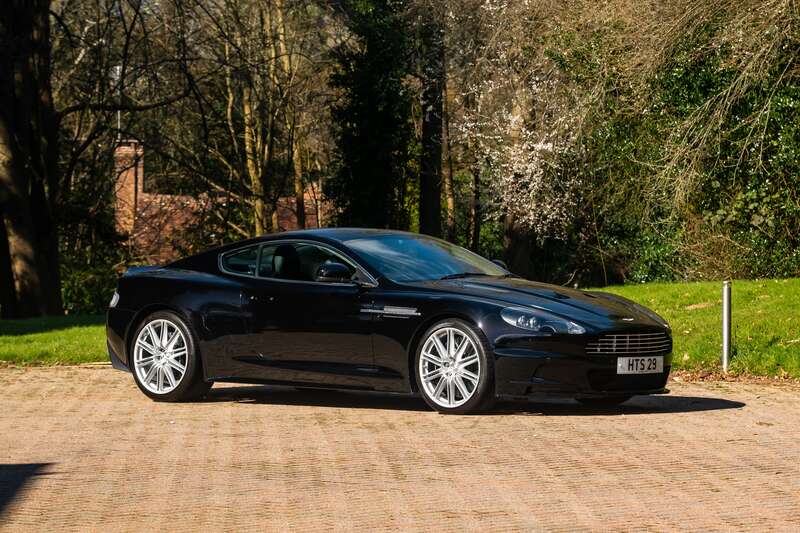 Used Aston Martin DBS 2010 for sale - 76473944: Photo 14