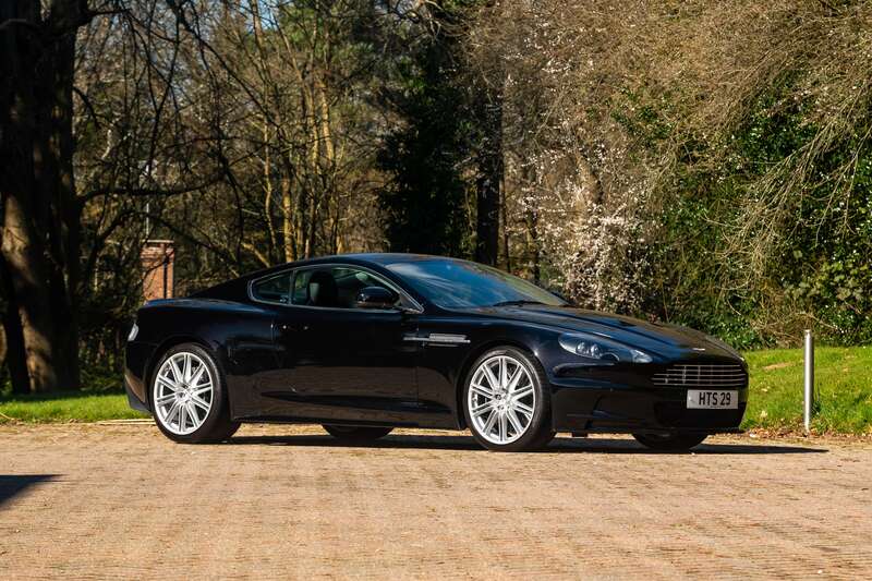 Used Aston Martin DBS 2010 for sale - 76473944: Photo 16