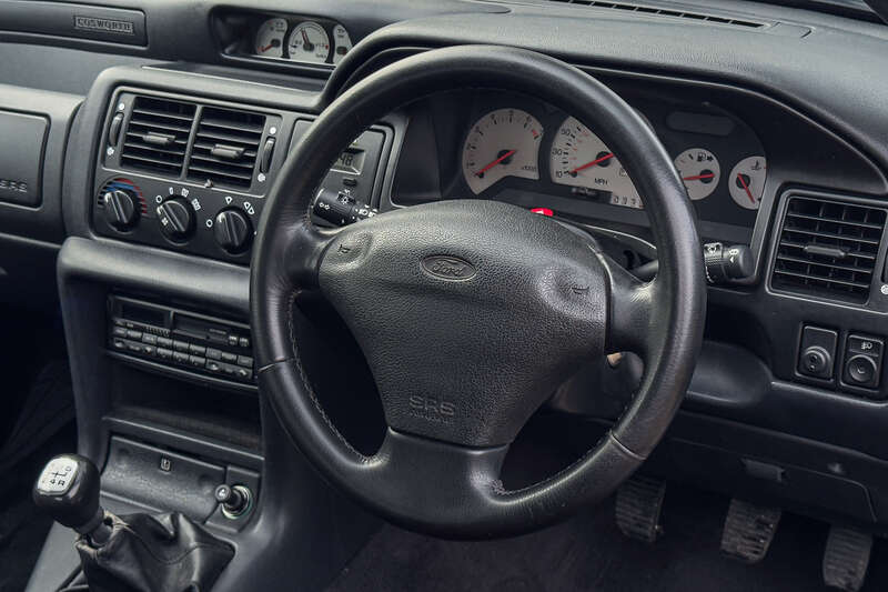 Used Ford Escort 1995 for sale - 77230750: Photo 11