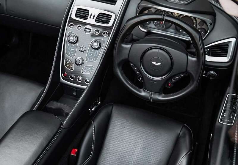 Used Aston Martin Vanquish 2014 for sale - 78128701: Photo 2