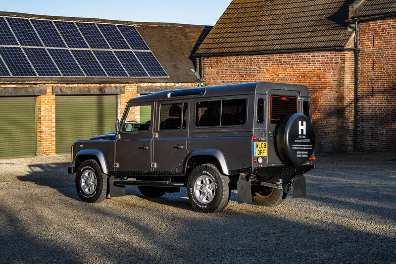 Used Land Rover Defender 2008 for sale - 77292122: Photo 4