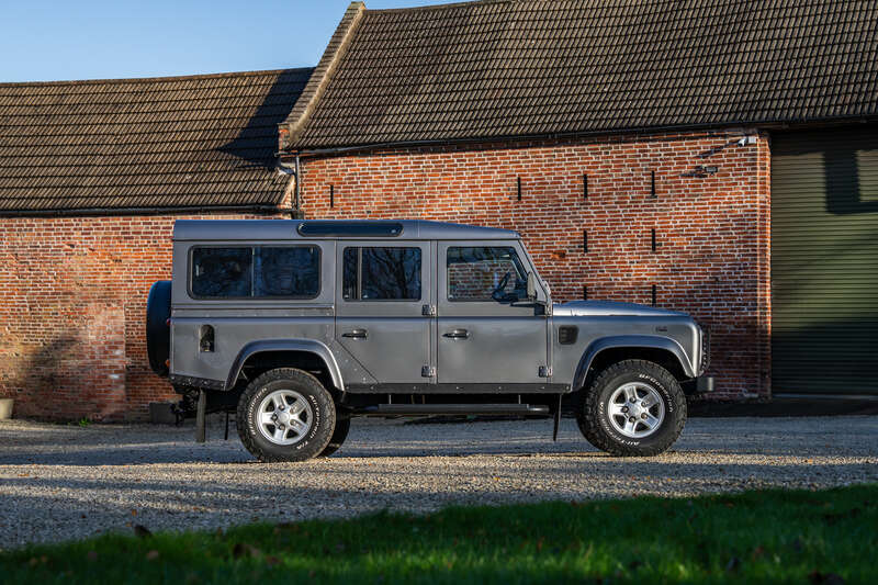 Used Land Rover Defender 2008 for sale - 77292122: Photo 5