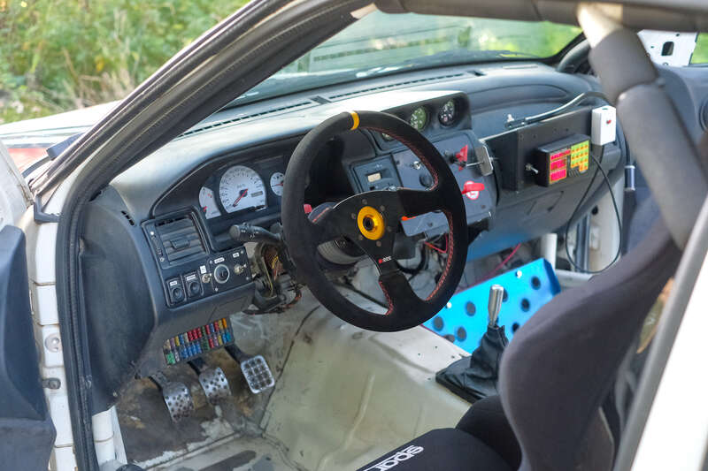 Used Ford Escort 1997 for sale - 76473943: Photo 2